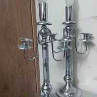 شمعدان نقره ای رنگ