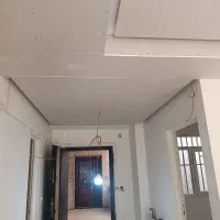 گچ کاری ساختمان سفید ۷۵خاک۱۲۵