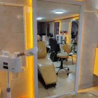 تجهیزات آرایشگاهی|آرایشگاه و سالن‌های زیبایی|ابهر, |دیوار