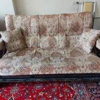 مبل پافیلی چوبی بسیار تمیز در حد نو