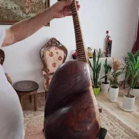 تار|سازهای سنتی|مشهد, هفت تیر (آب و برق)|دیوار