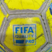 سه عدد توپ  فوتسالFIFA QUALITY PRO|تجهیزات ورزشی|شیراز, شهرک سراج‎|دیوار