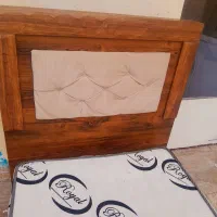 تخت یک نفره،یک آبگرمکن نو،جا کتابی،جاکفشی