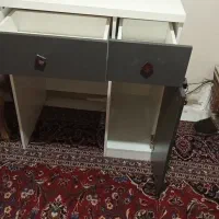 میز تحریر سفید طوسی