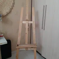 سه پایه برای بوم نقاشی