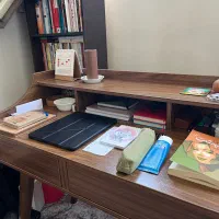 میز تحریر چوبی