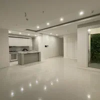 اپارتمان 91متری دوخواب حیاط دار صدرا فازیک|فروش آپارتمان|صدرا-فارس, |دیوار