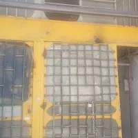 درب آهنی مغازه سه لنگه با چارچوب