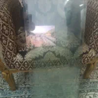 شیشه های بوفه هست به صورت کاملاً رایگان می‌باشد