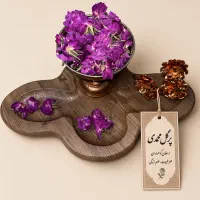 گل محمدی پر شده