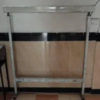 دار قالی در حد نو و مخصوص زر نیم و تابلو فرش