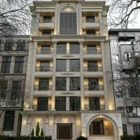 219-متر-چهار-روی-پیلوت-شمالی-جنوبی-کاخ