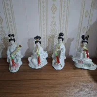 مجسمه دختر ژاپنی