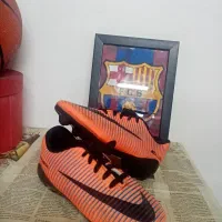 کتونی فوتبالی به همراه پیراهن تیم ملی|لباس|بندر انزلی, اطبا|دیوار