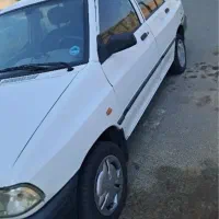 پراید سفید