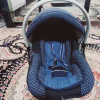 کریر و آغوشی نوزاد درحد