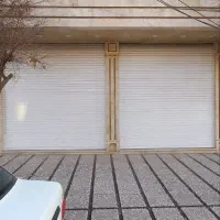 تجاری مسکونی / بر خیابان ۲۰ متری / ۶ دانگ