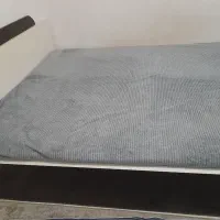 تخت خواب دو نفره