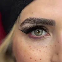 آموزش و خدمات اکستنشن مژه ولیفت و لمینت مژه و ابرو|خدمات آرایشگری و زیبایی|مشهد, تربیت (صدف)|دیوار