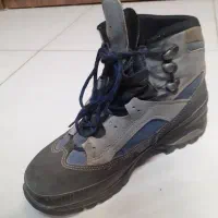 کفش کوهنوردی|کیف، کفش، کمربند|پردیس, فاز ۸|دیوار