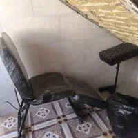 صندلی و زیر دستی تتو