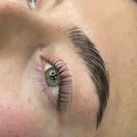 خدمات تخصصی لیفت و لمینت مژه و ابرو|خدمات آرایشگری و زیبایی|فولادشهر, B4|دیوار