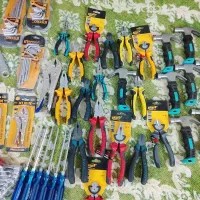 حراج مقدار زیادی لوازم تعمیراتی و ابزار