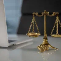 وکیل برای ارائه مشاوره حقوقی نیازمندیم