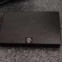 هارد اکسترنال به همراه 87 بازی ناب کامپیوتری