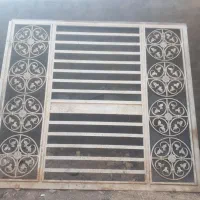 درب حیاطی ریلی با درب نفر رو آهنی