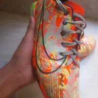 کفش  فوتسال. سالم