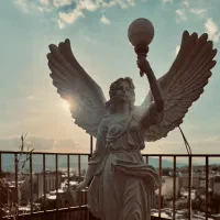 استخدام سالندار آقا در مجموع اسکای