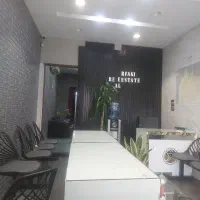 استخدام مشاور فعال در منطقه یک