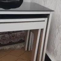 میز وسط و گل میز