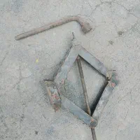 جک با آچار چرخ