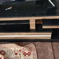 تعدادی لوازم منزل میز تی وی