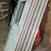 درب حمام و سرویس زیر قیمت بازار دارای سی آر پی