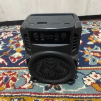 اسپیکر باصدای ناب