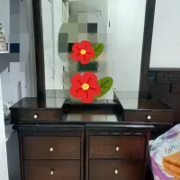 میز آرایش