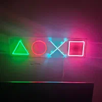 تابلو نئون طرح پلی استیشن پر نور و باکیفیت
