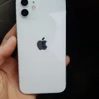گوشی آیفون ۱۲ نورمال
