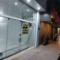 رهن واجاره مغازه ۱۲۵متری بزرگ باب نانوایی