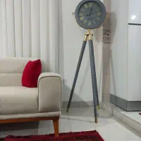 ساعت ایستاده‌