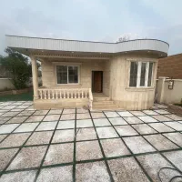 ویلای-خوش-ساخت-حیاط-دار