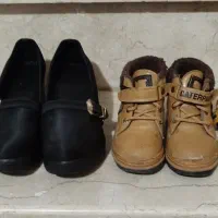 چند جفت کفش در حد نو