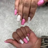 آموزش کاشت ناخن