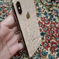 ایفون xs