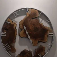 ساعت مدل چوبی سالم
