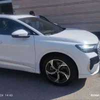 فروش خودروی آئودیQ4 خشک