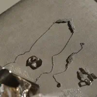 چندعدد تکه طلا نو فقط ۷ درصد بالای تابلو